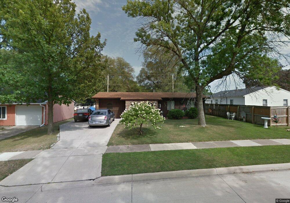 965 S 6th St, Marion, IA 52302 - photo 1