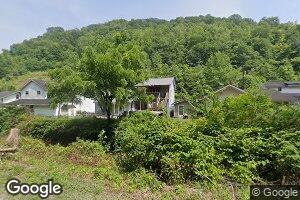 46 Kingston St, Logan, WV 25601