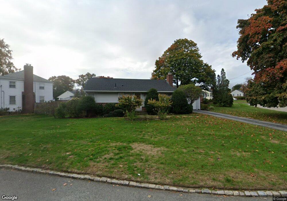 321 Lawnacre Dr, Cranston, RI 02920 - photo 1