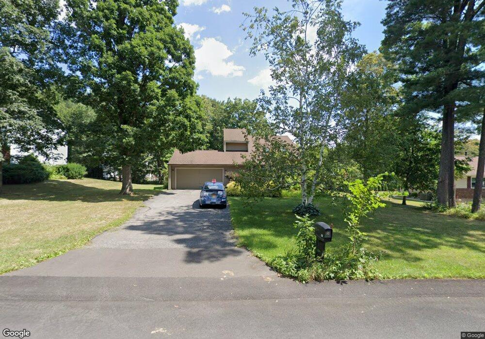 32 Warwick Way, Schenectady, NY 12309 - photo 1