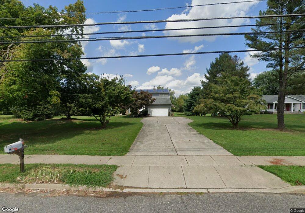 58 Mansfield Rd E, Columbus, NJ 08022 - photo 1