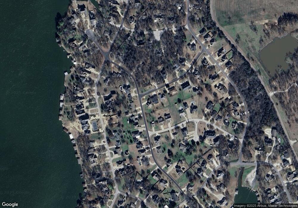 118 Crockett Dr, Gainesville, TX 76240 - photo 1