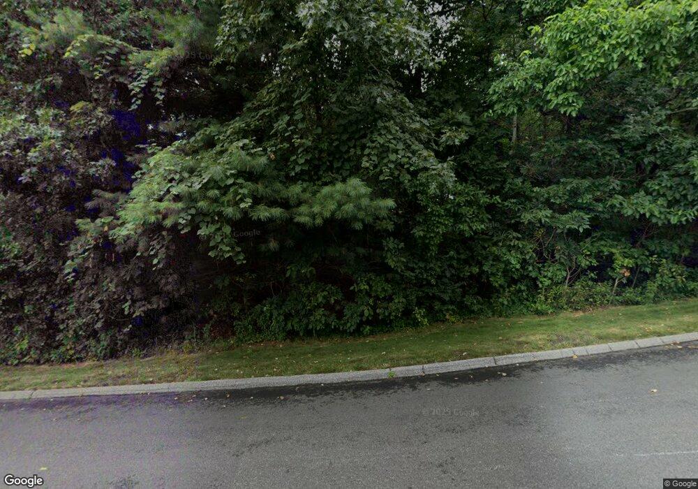 10 Iroquois Ln, Wilbraham, MA 01095 - photo 1