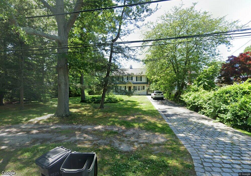 138 Gillette Ave, Bayport, NY 11705 - photo 1