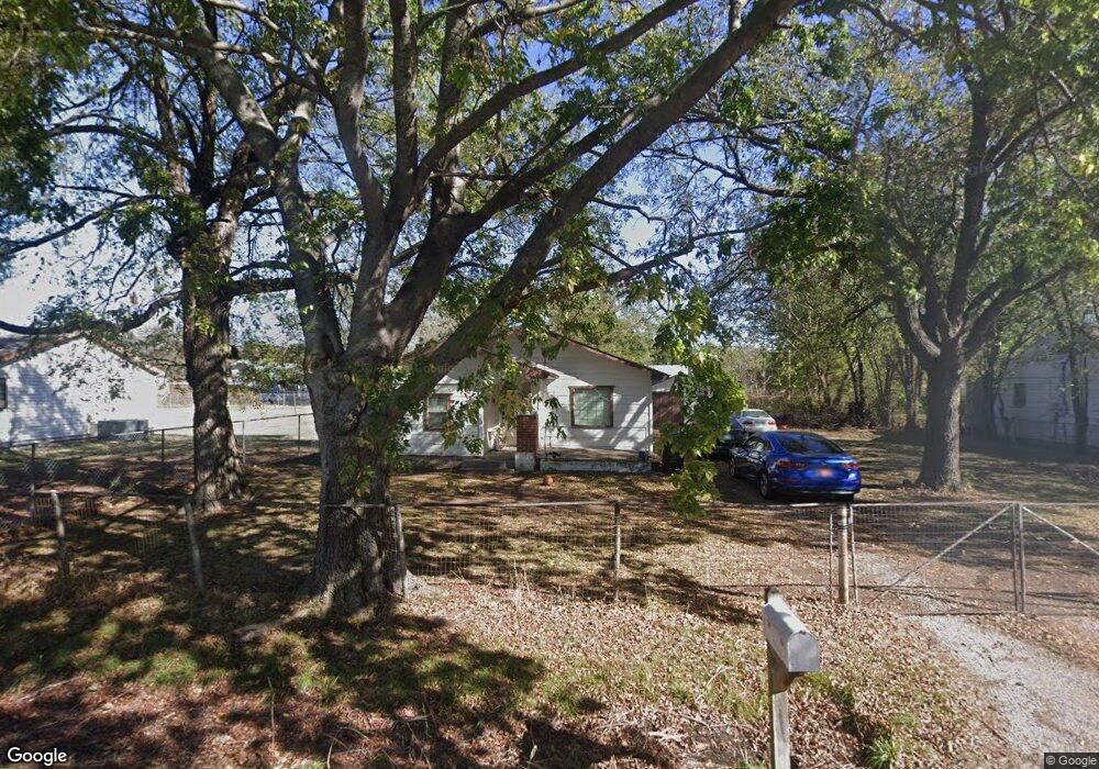 1225 N Bryan St, Okmulgee, OK 74447 - photo 1