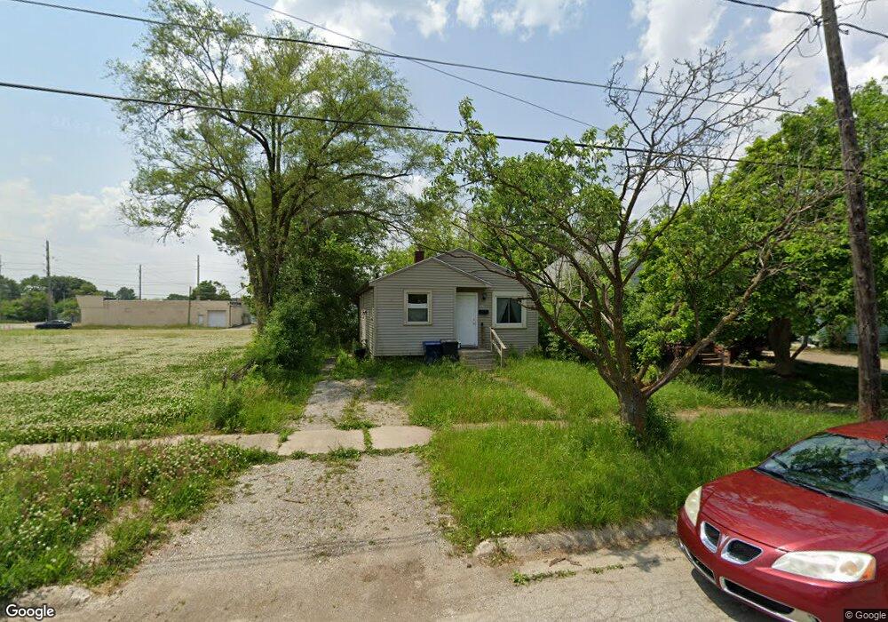 1020 Stocker Ave, Flint, MI 48503 - photo 1