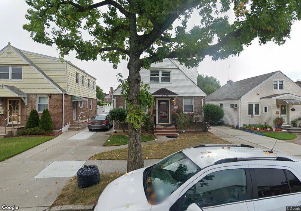 5311 190th St, Fresh Meadows, NY 11365 - photo 1