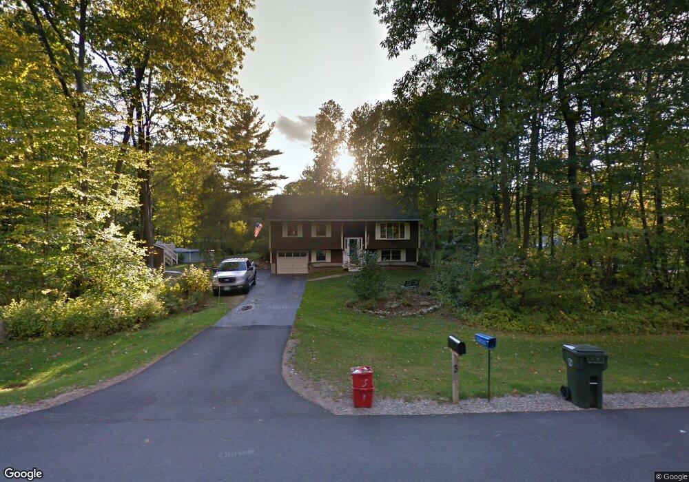 3 Poplar Cir, Londonderry, NH 03053 - photo 1