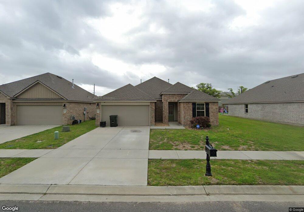 3905 E Lake Michele Cir, Lake Charles, LA 70607 - photo 1