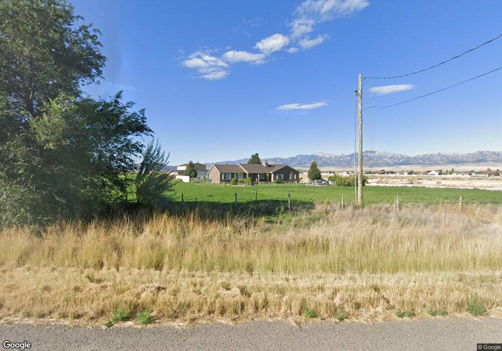 For Sale $3,000,000 • Co-Listing Agent