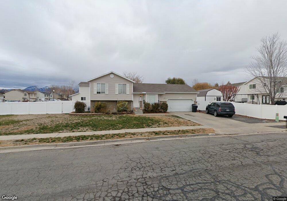 1554 N 2225 W, Clearfield, UT 84015 - photo 1