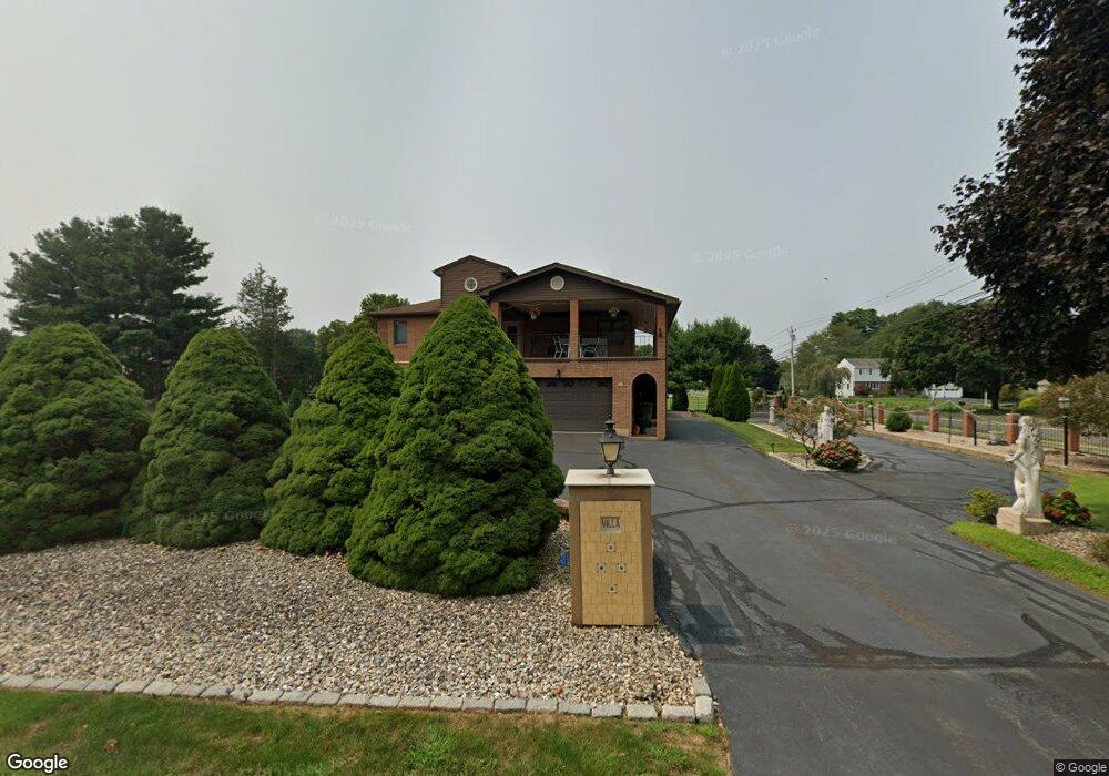 23 Crest Dr, Cromwell, CT 06416 - photo 1