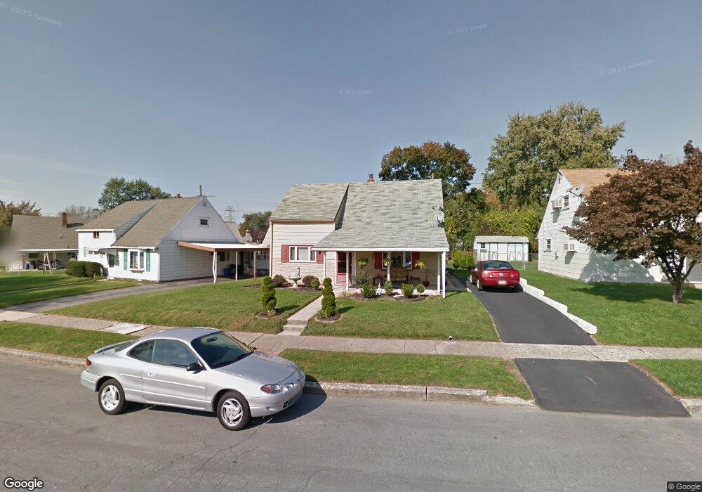 5106 Sioux Rd, Temple, PA 19560 - photo 1