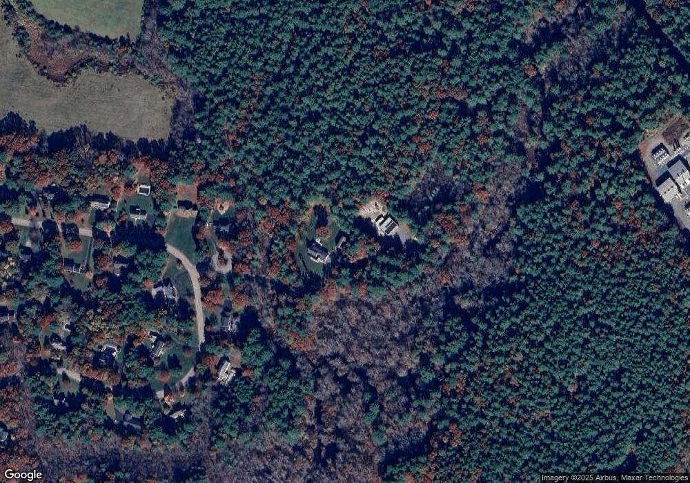 1 Calumet Cir, Mendon, MA 01756 - photo 1