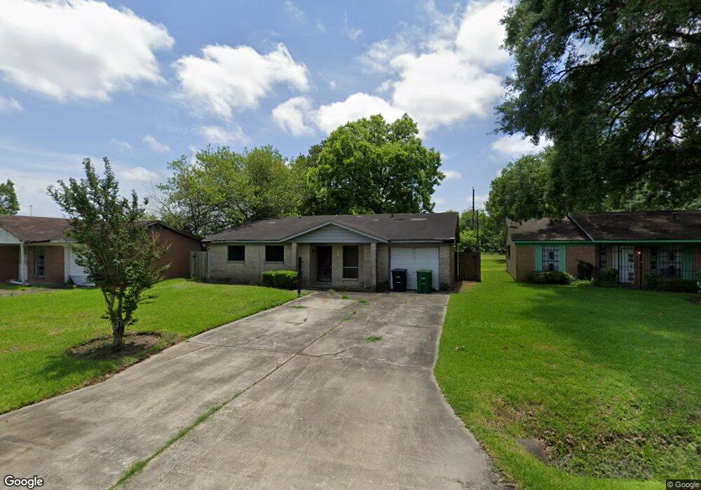 7518 Miley St, Houston, TX 77028 - photo 1