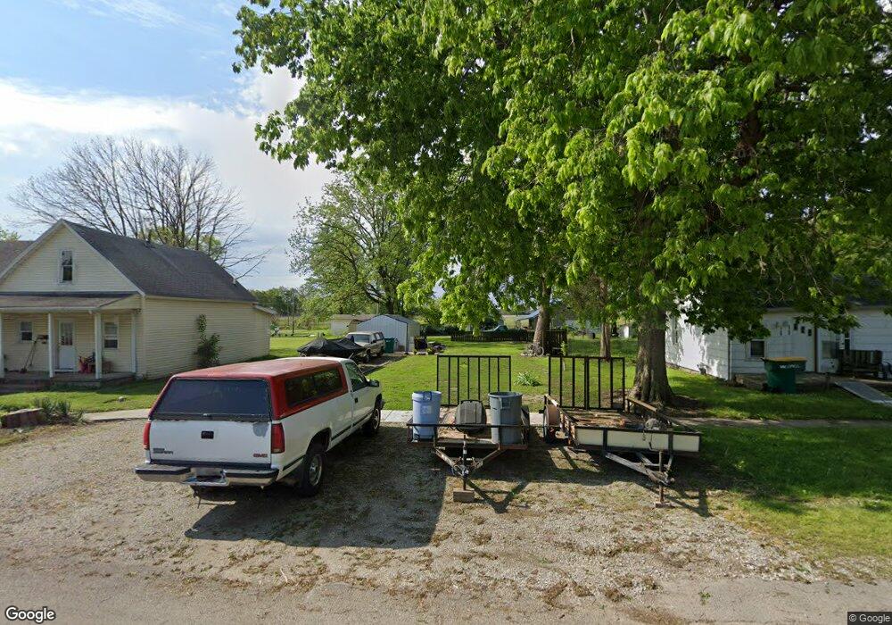 2105 Marion Ave, Mattoon, IL 61938 - photo 1