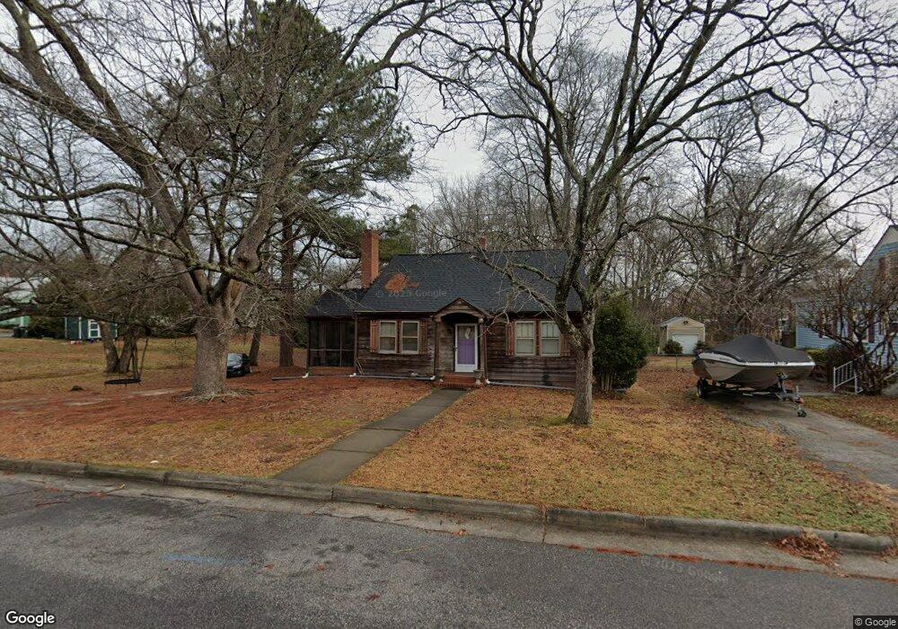 216 Grace St, Oxford, NC 27565 - photo 1