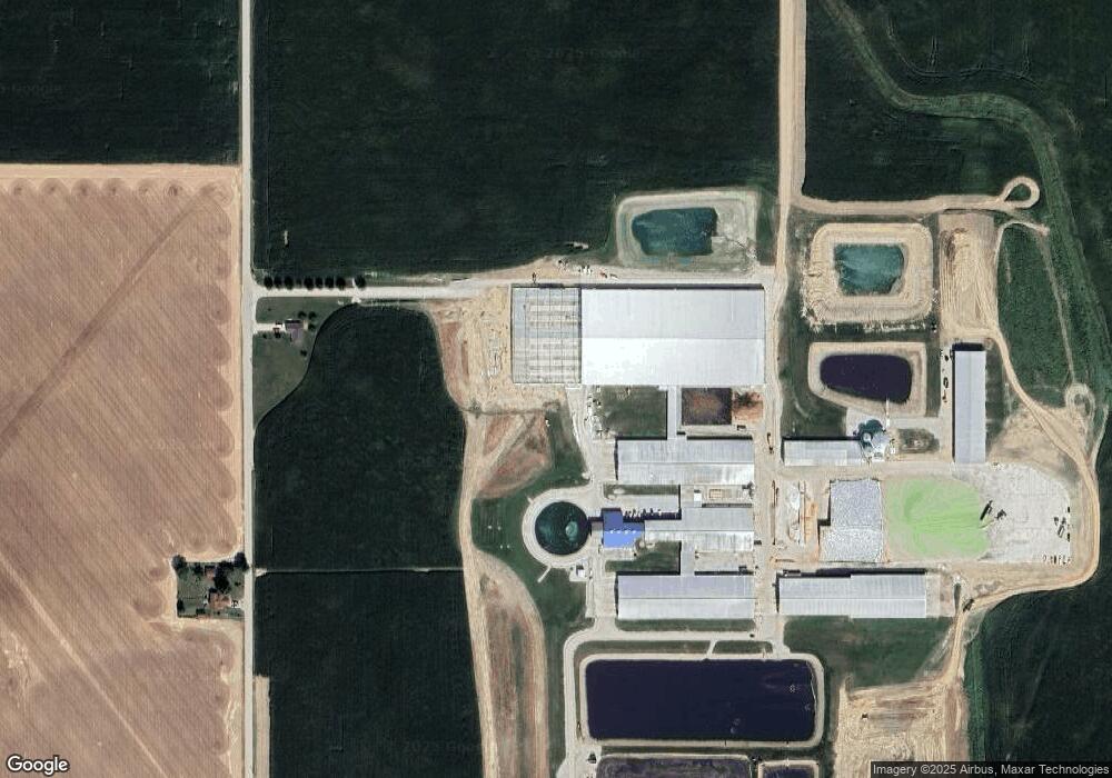 5201 S 100 E, Huntington, IN 46750 - photo 1