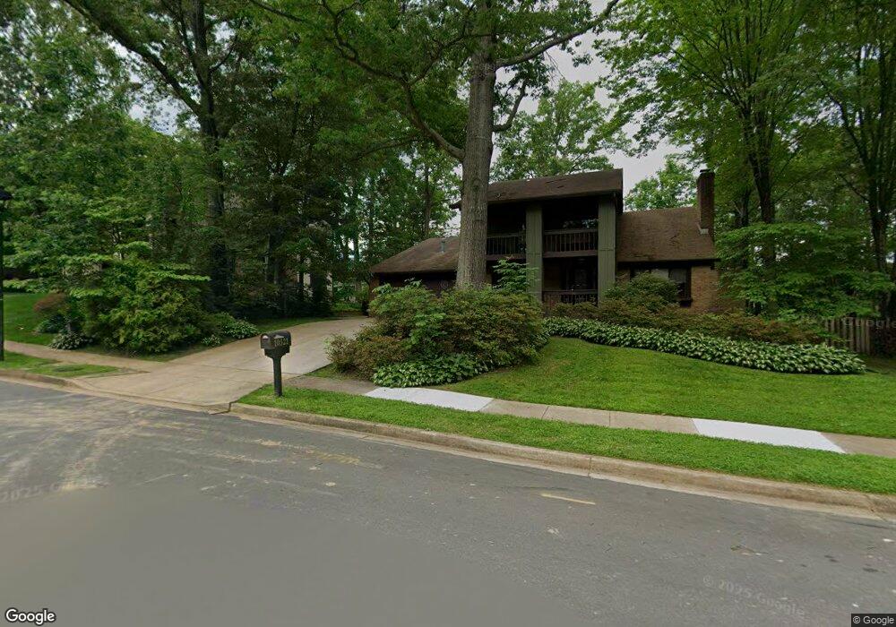 10521 Arrowood St, Fairfax, VA 22032 - photo 1