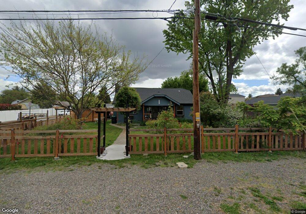 3316 Bursell Rd, Central Point, OR 97502 - photo 1