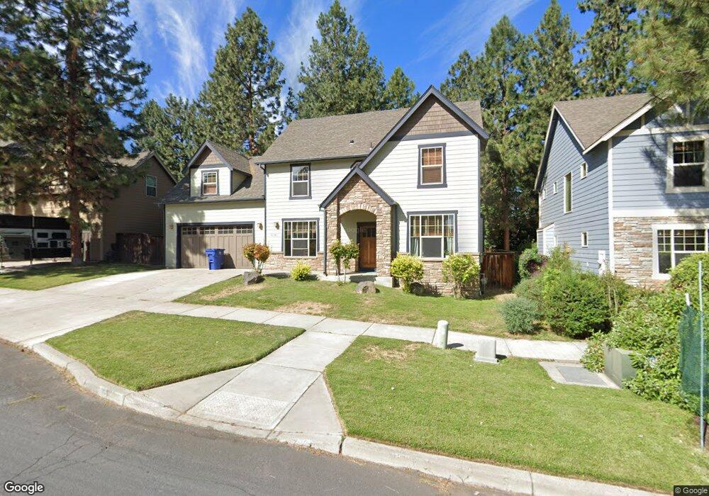 61181 Lodgepole Dr, Bend, OR 97702 - photo 1