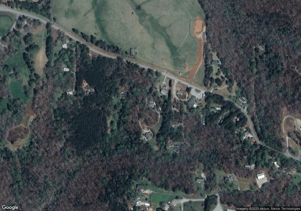 5349 Price Rd, Gainesville, GA 30506 - photo 1