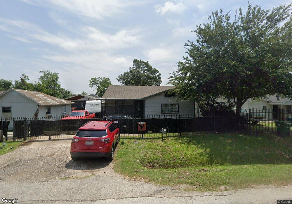 10120 Silvercrest St, Houston, TX 77076 - photo 1