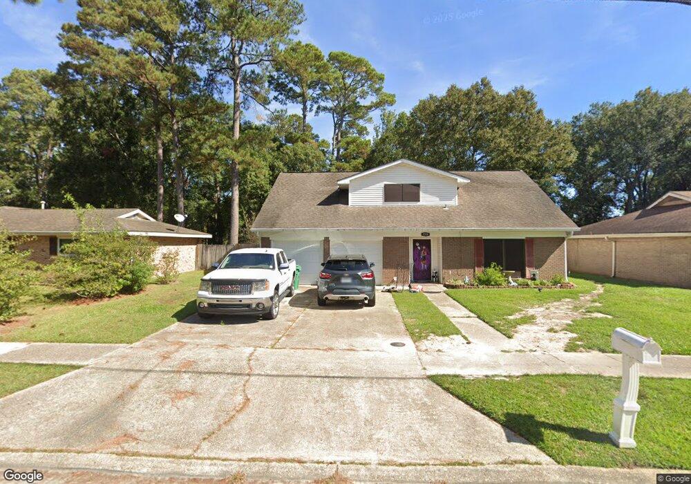 1510 Queens Dr, Slidell, LA 70458 - photo 1