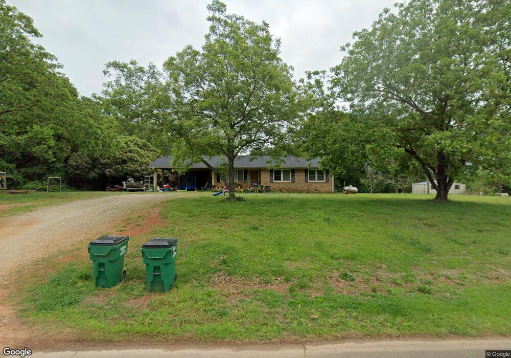 2426 Roach Rd, Royston, GA 30662 - photo 1