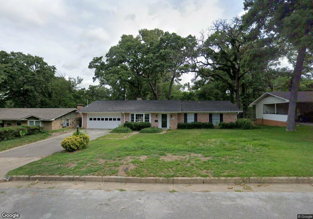 2806 Meadowlark Ln, Tyler, TX 75701 - photo 1