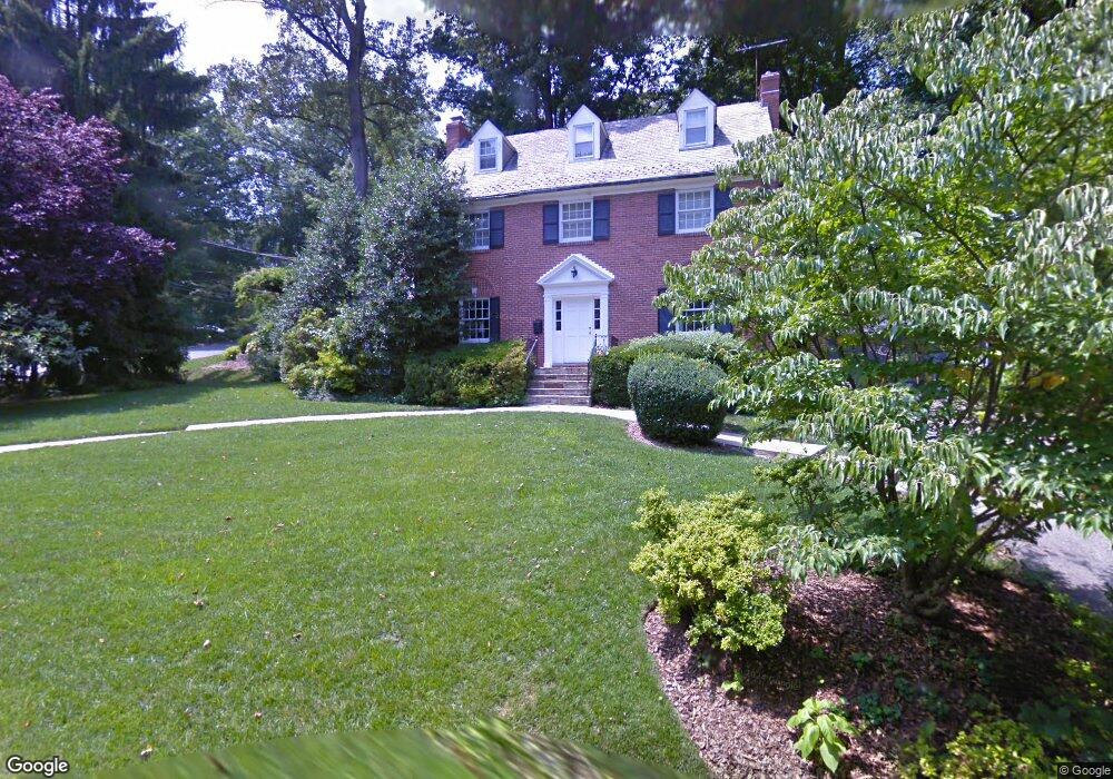 3201 Rolling Rd, Chevy Chase, MD 20815 - photo 1