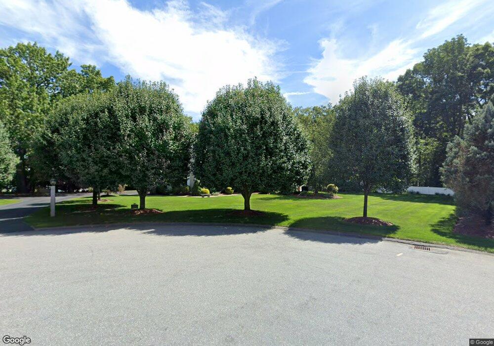 47 Herrick Cir, Pelham, NH 03076 - photo 1