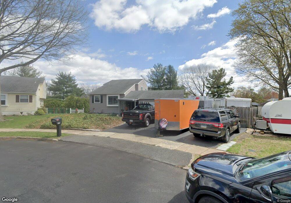 325 Wisteria Ave, Reading, PA 19606 - photo 1