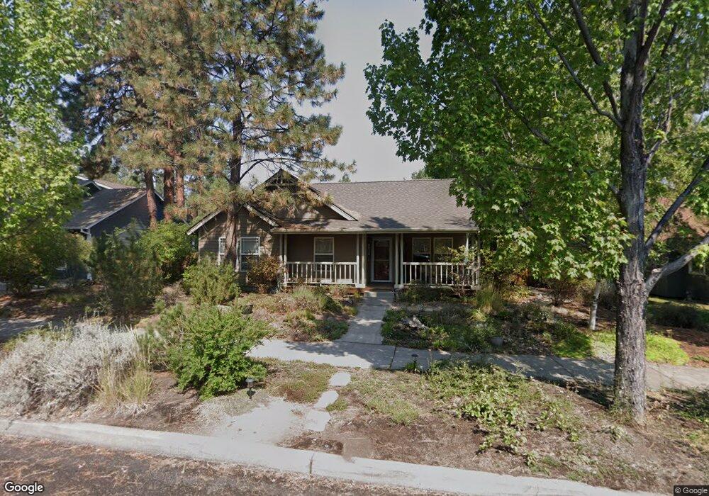 1556 NW Albany Ave, Bend, OR 97701 - photo 1