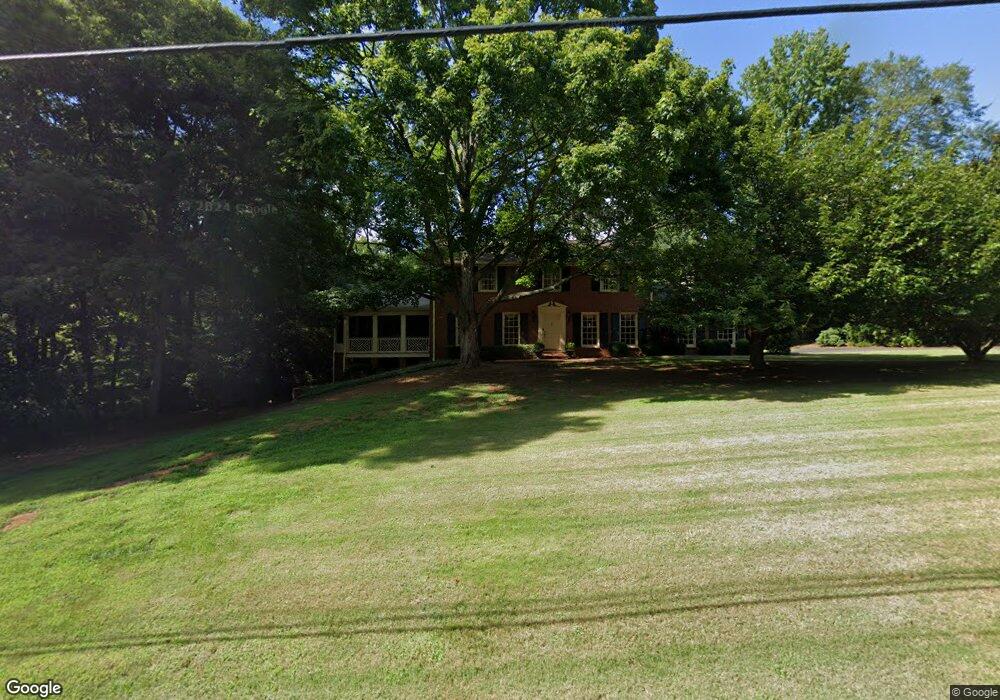 556 Pickett Rd SW, Marietta, GA 30064 - photo 1