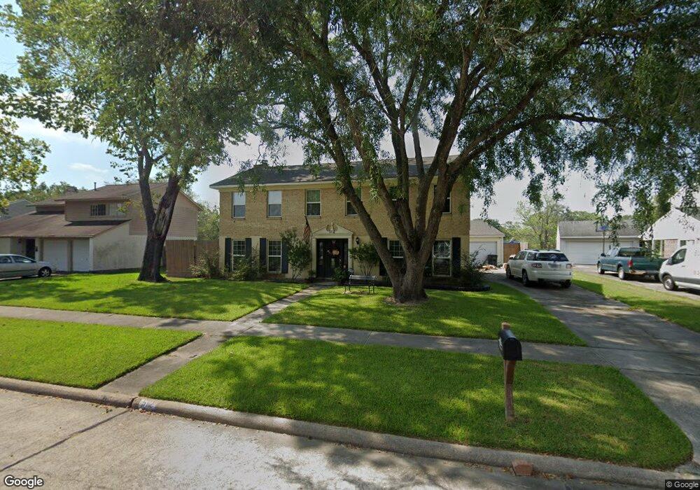 512 Gleneagles Dr, Friendswood, TX 77546 - photo 1