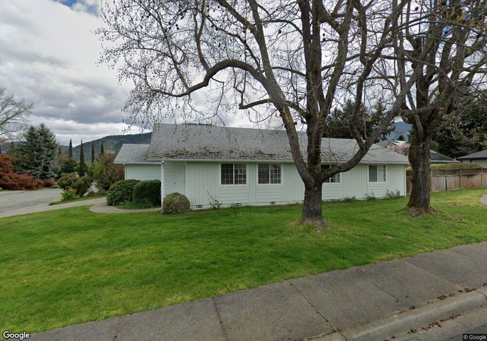 1113 Wylie Ln, Grants Pass, OR 97527 - photo 1