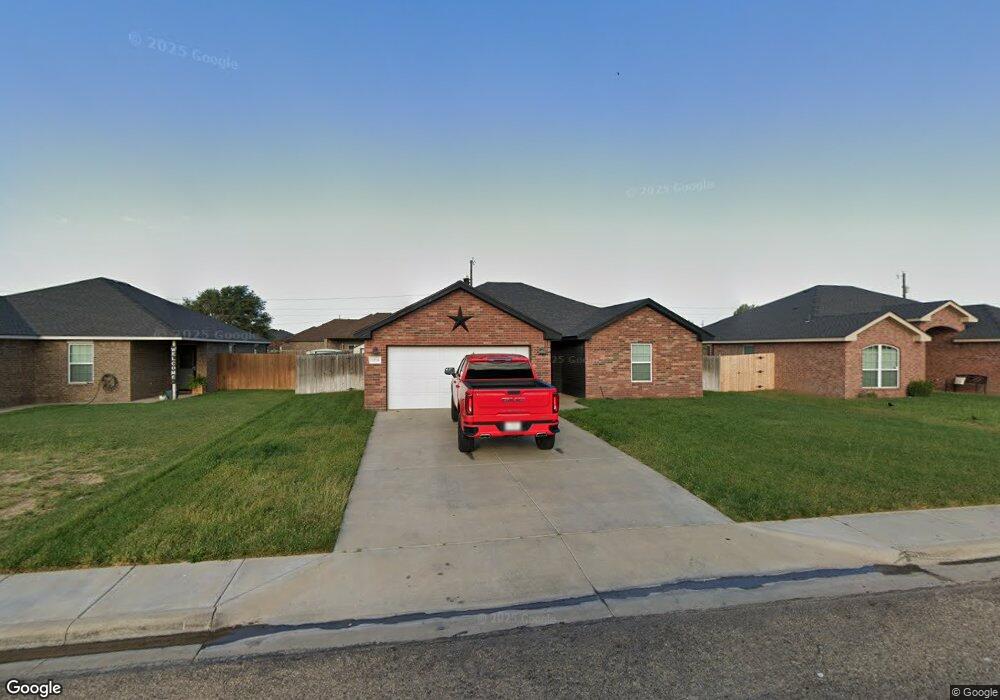 1220 Bob White Ave, Dumas, TX 79029 - photo 1