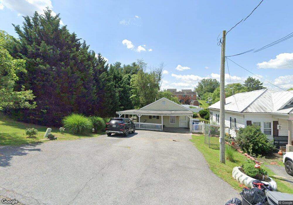 817 E E St, Brunswick, MD 21716 - photo 1