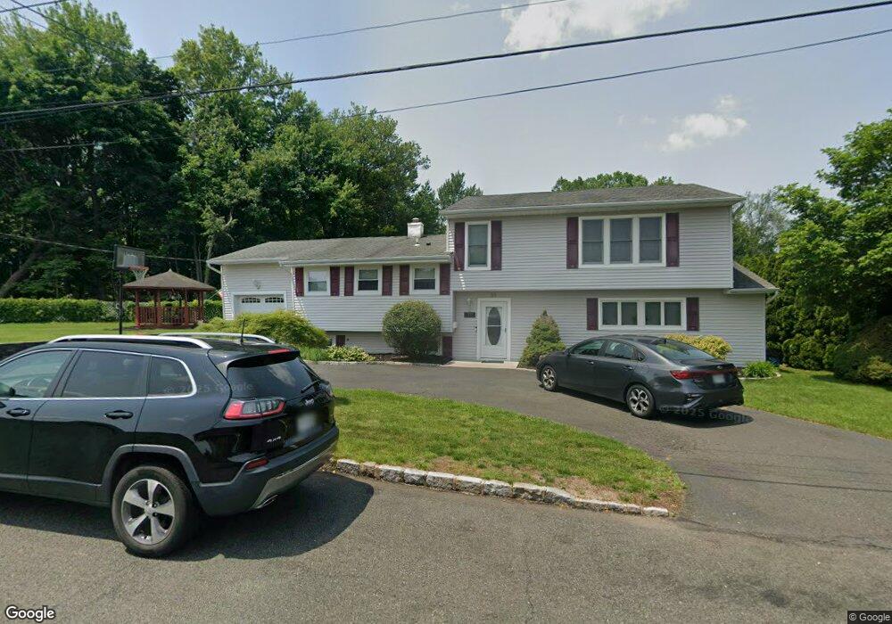 55 Cypress Ln, Orangeburg, NY 10962 - photo 1