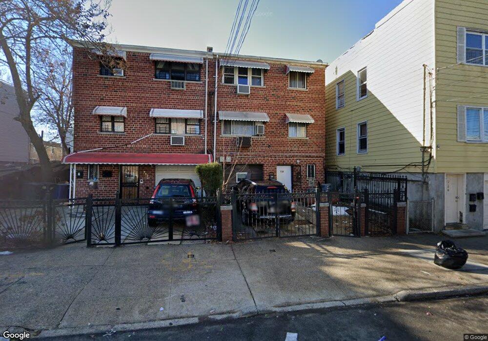 730 E 217th St unit 1, Bronx, NY 10467 - photo 1