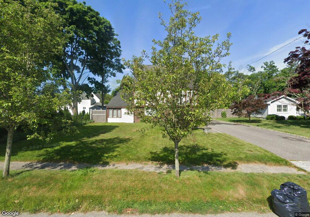 410 Greene Ave, Sayville, NY 11782 - photo 1