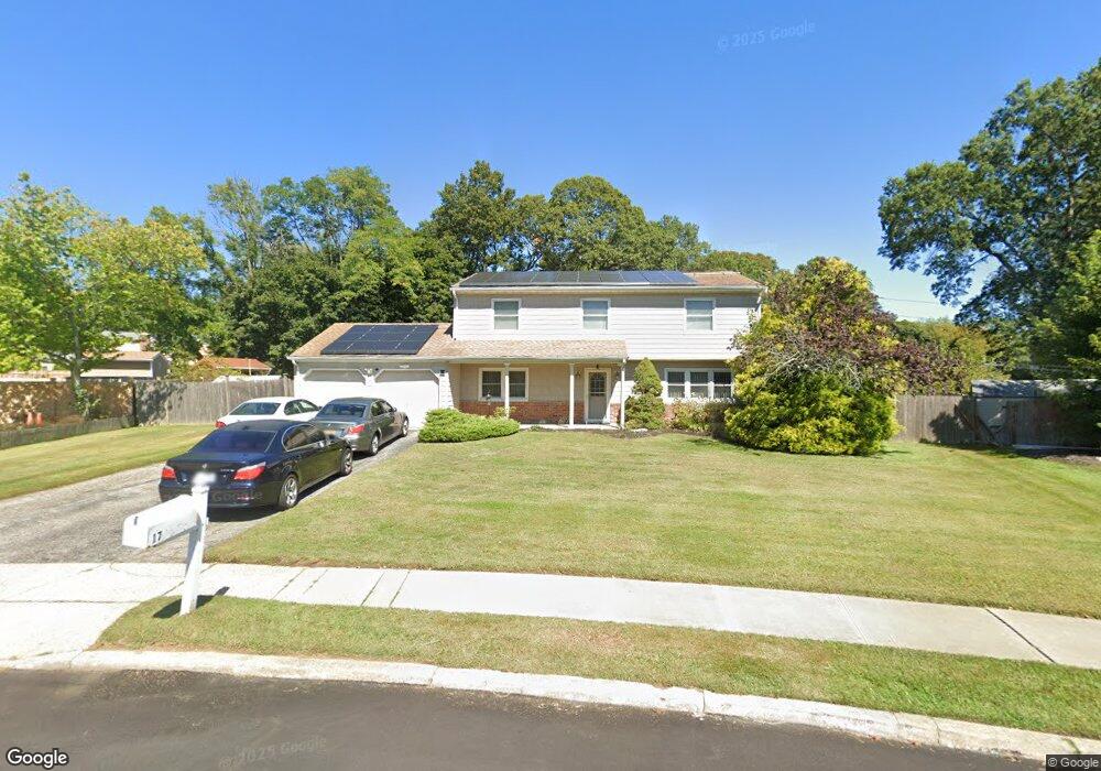 17 Sagamore Ln, Dix Hills, NY 11746 - photo 1