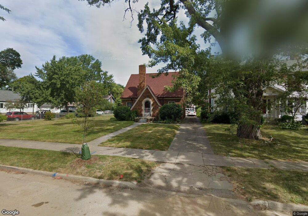 816 Sparrow Ave, Lansing, MI 48910 - photo 1