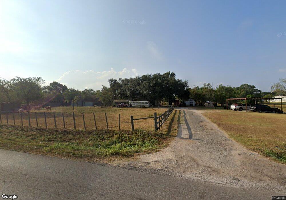 2123 Washington St, Waller, TX 77484 - photo 1