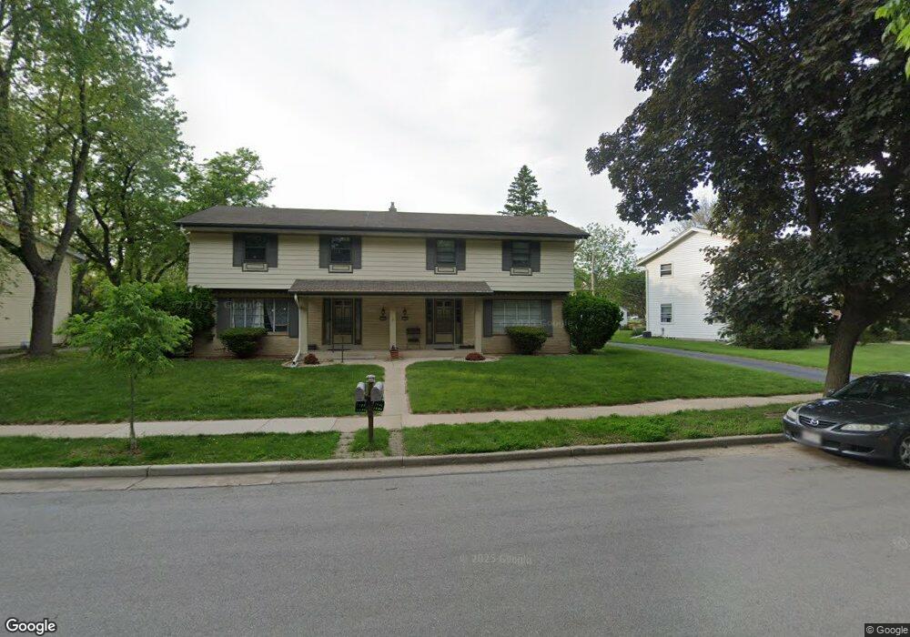 1906 Ruben Dr, Waukesha, WI 53186 - photo 1