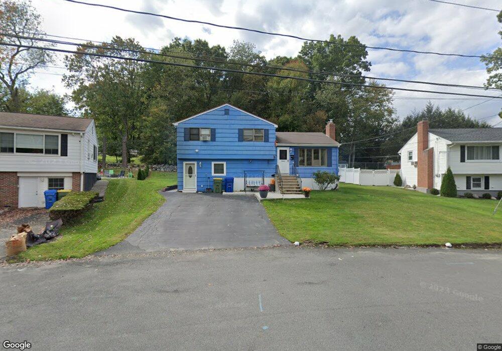 59 Old Colony Dr, Waterbury, CT 06708 - photo 1