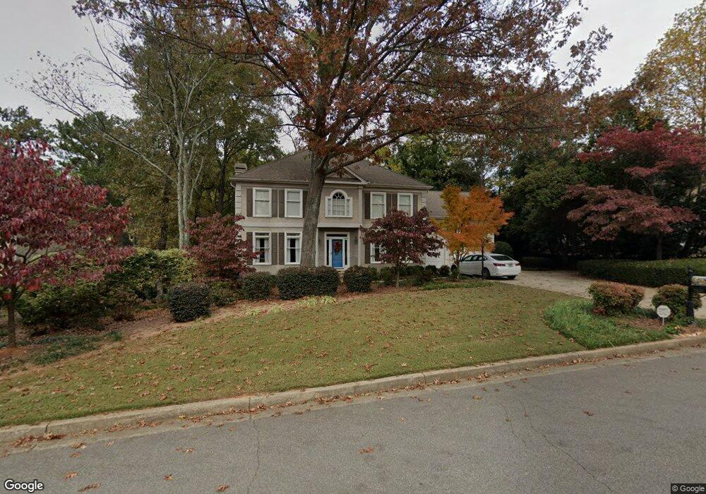 2880 Willow Green Ct, Roswell, GA 30076 - photo 1