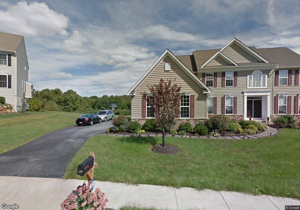 117 N Sidesaddle Ln, Coatesville, PA 19320 - photo 1