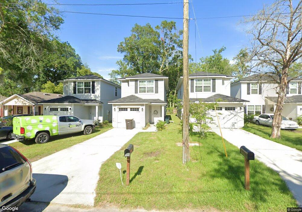 1279 Pangola Dr, Jacksonville, FL 32205 - photo 1